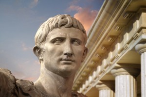 Cézár névnap - Julius Caesar szobra