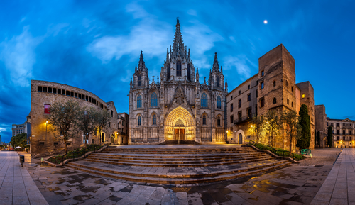 Eulália névnap - Szent Eulalia katedrális, Barcelona
