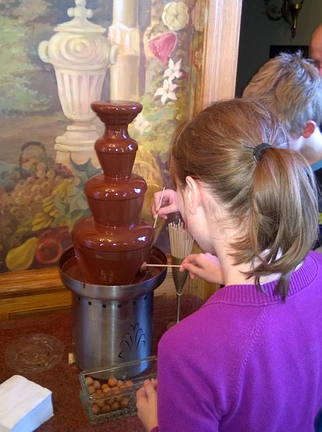 Csokoládé múzeum Csoki szökőkút